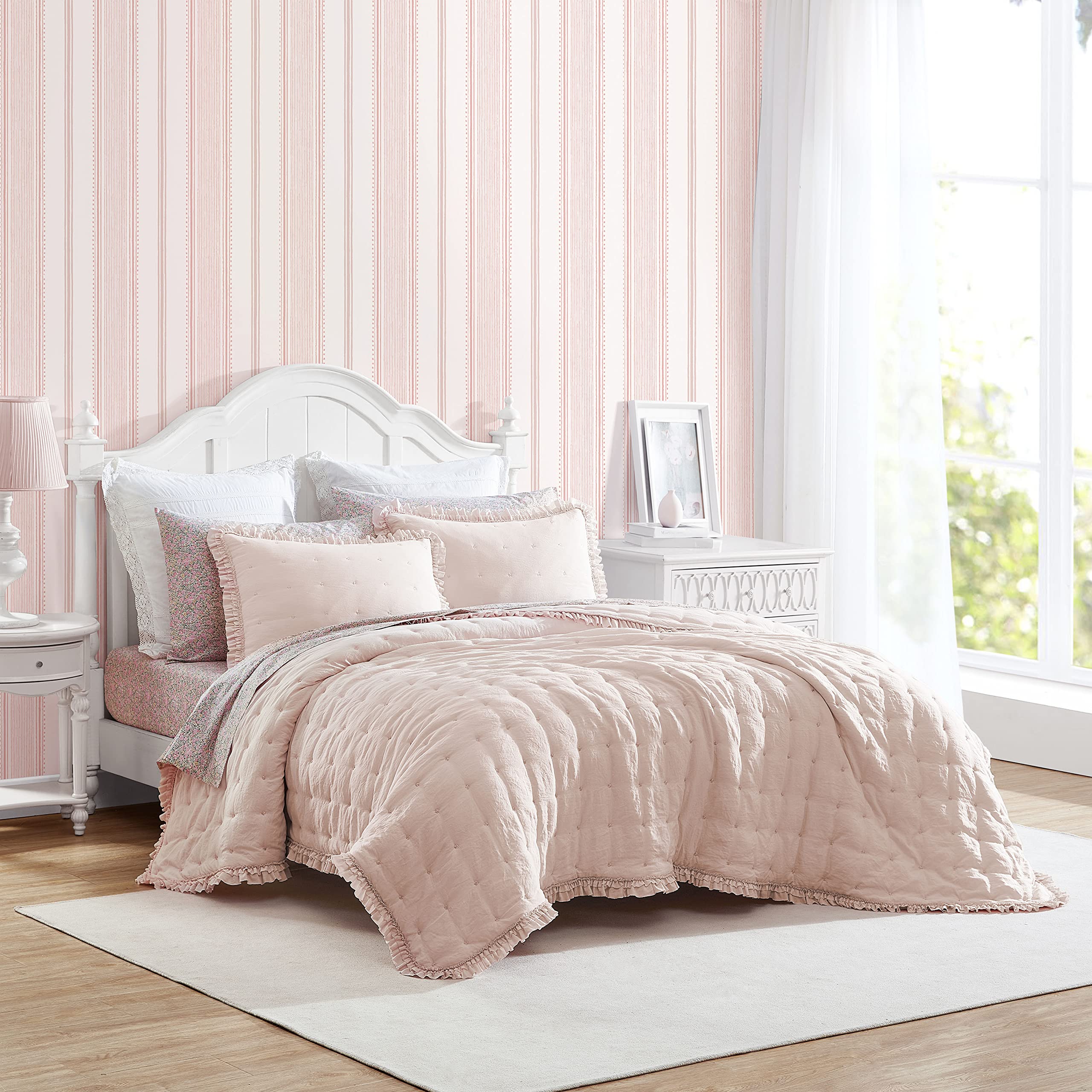Laura Ashley Queen Quilt Set for All Season Comfort (Hailee Pink, Full/Queen) OEKO-TEX STANDARD 100  
Laura Ashley Queen